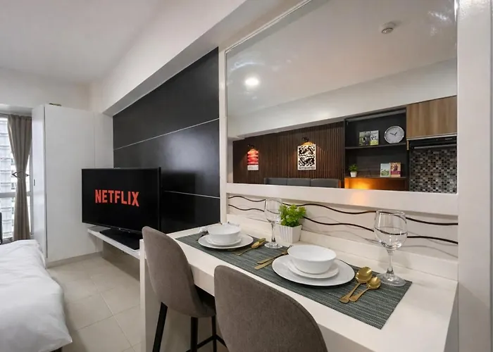 Apartment Noirwood It Park Pool Fast Wifi