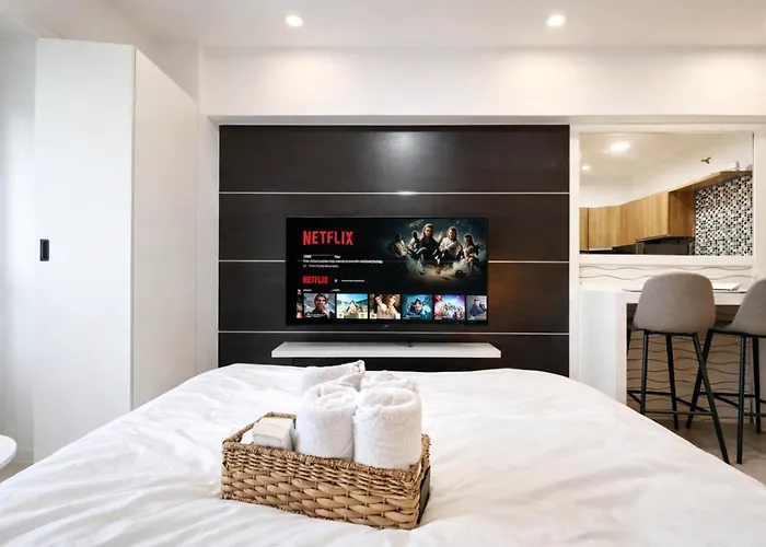 Apartment Noirwood It Park Pool Fast Wifi *